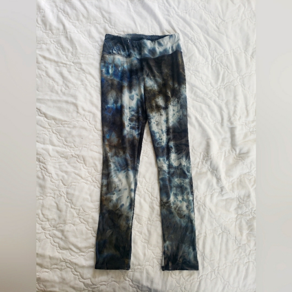 Fashion Nova Stretchy Leggings, Blue/Gray Smoke Print High Rise Tie-dye Leggings